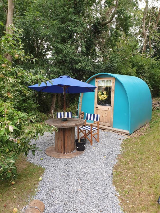 Отель Gower Pods Penclawdd Экстерьер фото